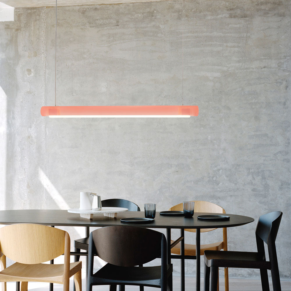 Suspension linéaire LED en acrylique teinté