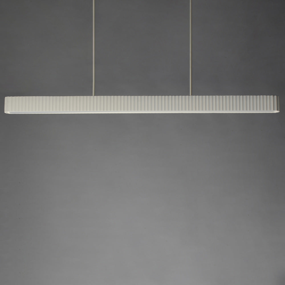 Suspension linéaire LED en béton