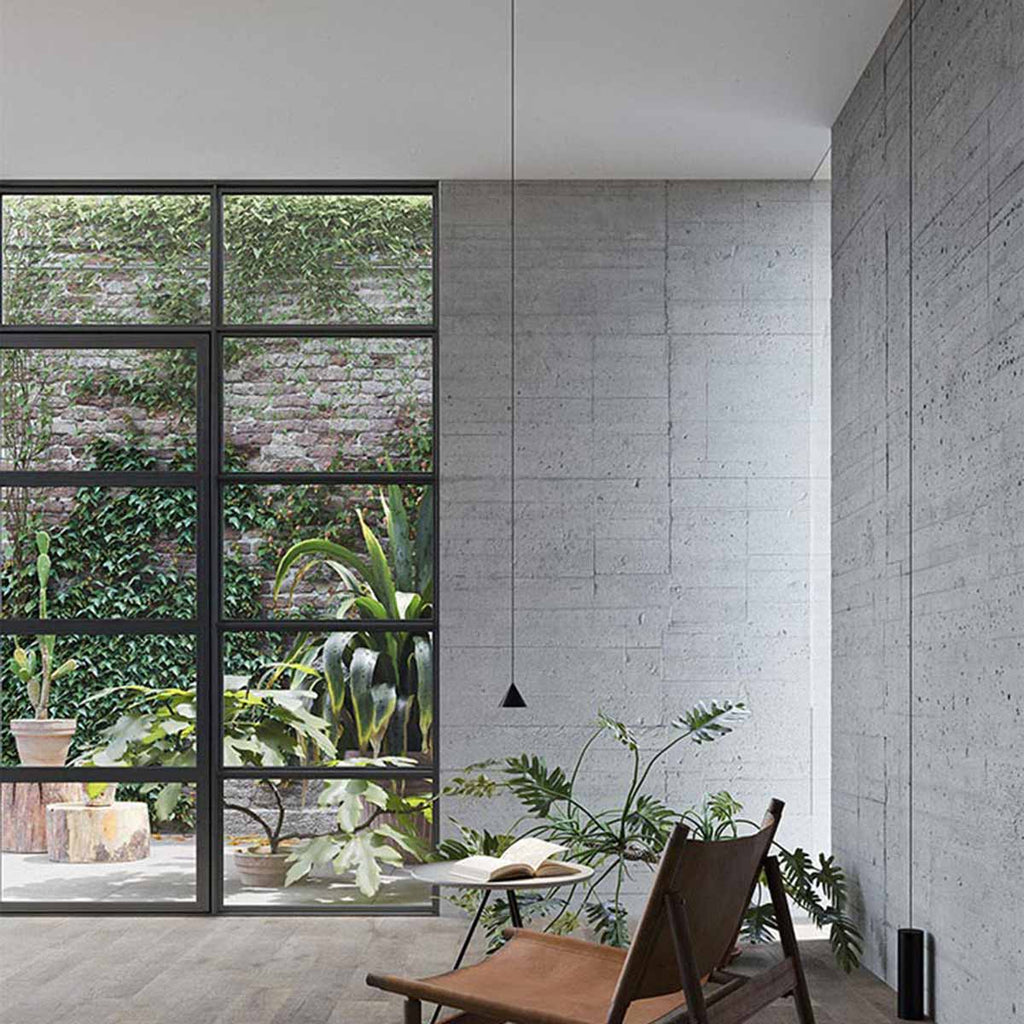Lampadaire LED dimmable à abat-jour conique en aluminium