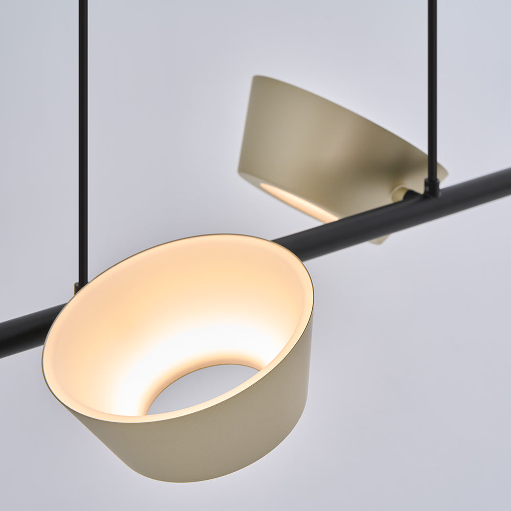 Suspension linéaire DEL circulaire en aluminium métallique sculptural 132PL4