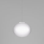 Suspension boule en verre satiné blanc